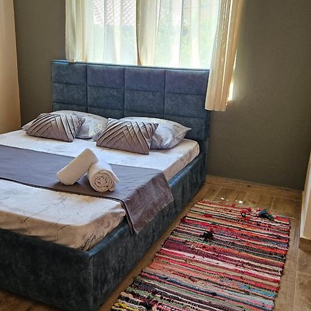 Dua'S Apartment Tirana Exterior photo